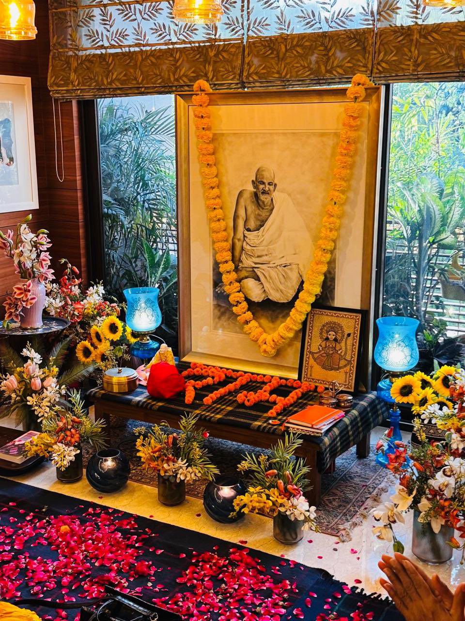 Neem Karoli Baba devotional image